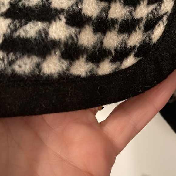 Talbots black and white cape - Picture 5 of 8